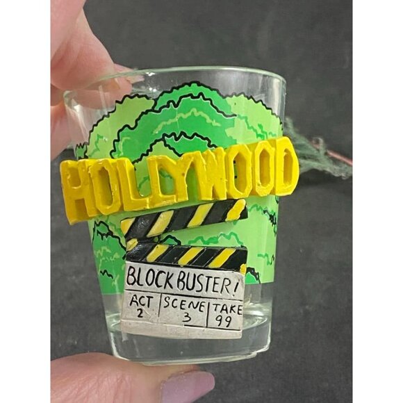Hollywood Movie-Themed Shot Glass With 3D Stars & Blockbuster Design - Picture 3 of 3